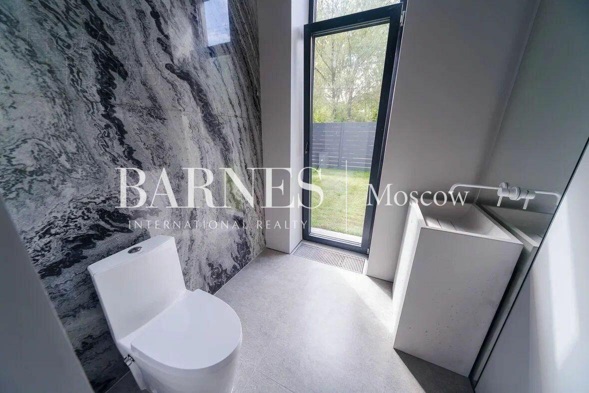 2-этажный коттедж 500 м² с отделкой