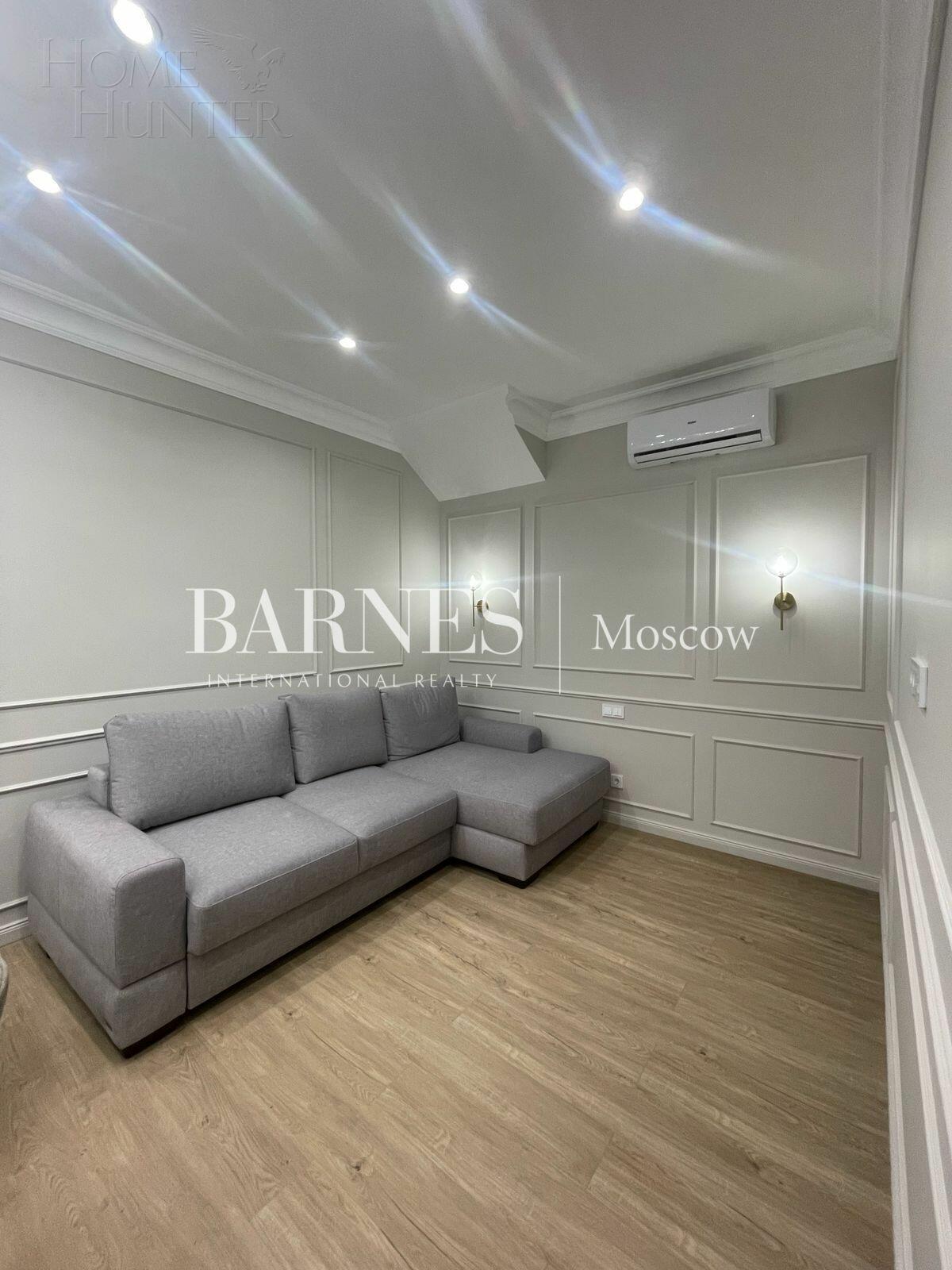 2-этажный таунхаус 220 м² с отделкой