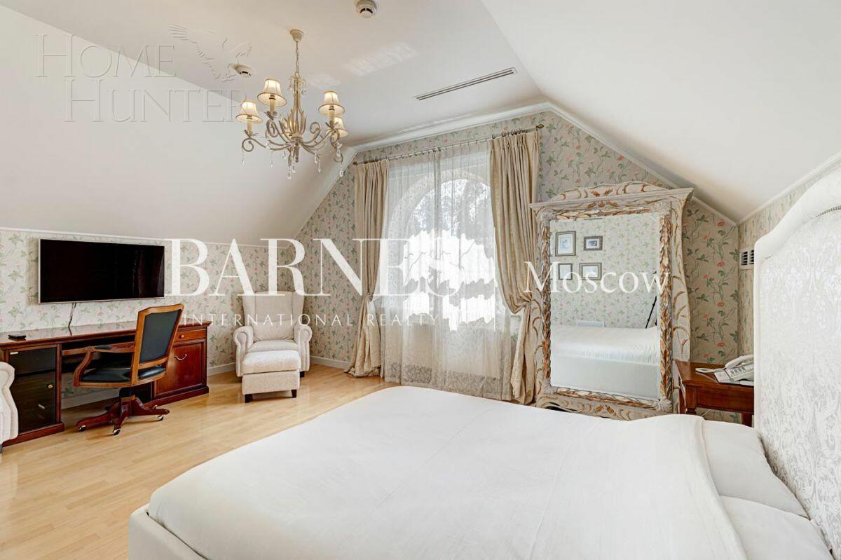 2-этажный коттедж 782.7 м² с отделкой