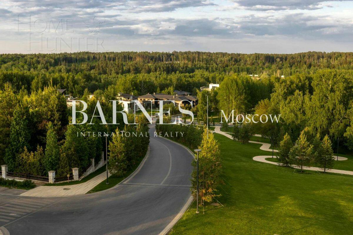 Участок 27.95 сот. в охраняемом поселке