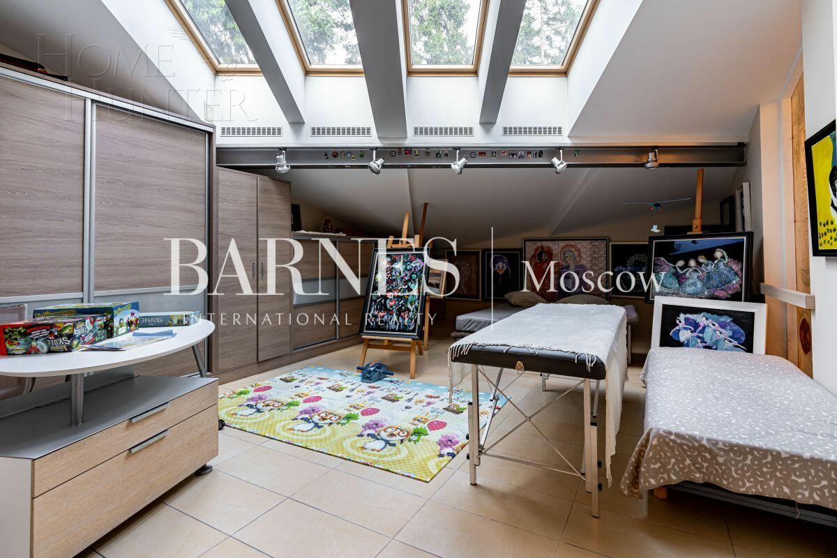 2-этажный коттедж 1 622 м² с отделкой