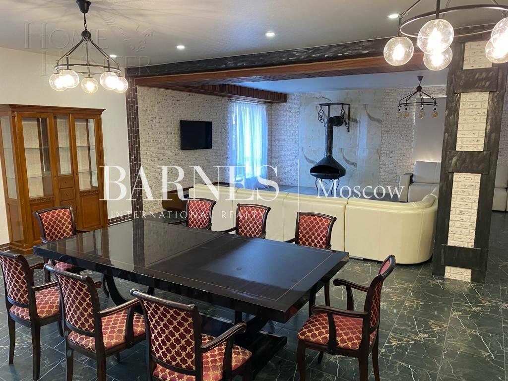 2-этажный коттедж 650 м² с отделкой