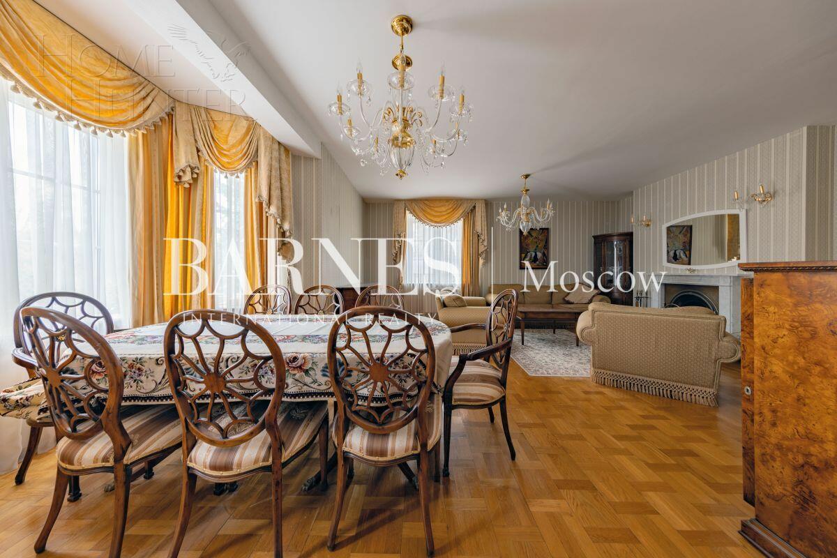 2-этажный коттедж 420 м² с отделкой