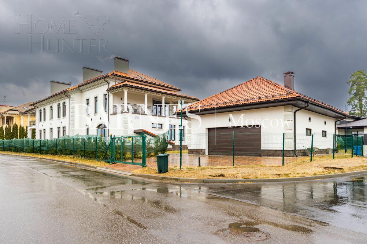 2-этажный коттедж 1 327 м² с отделкой