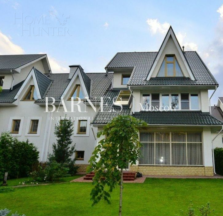 2-этажный таунхаус 460 м² с отделкой