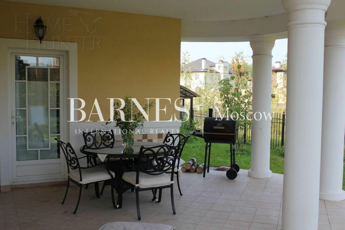 2-этажный коттедж 366 м² без отделки