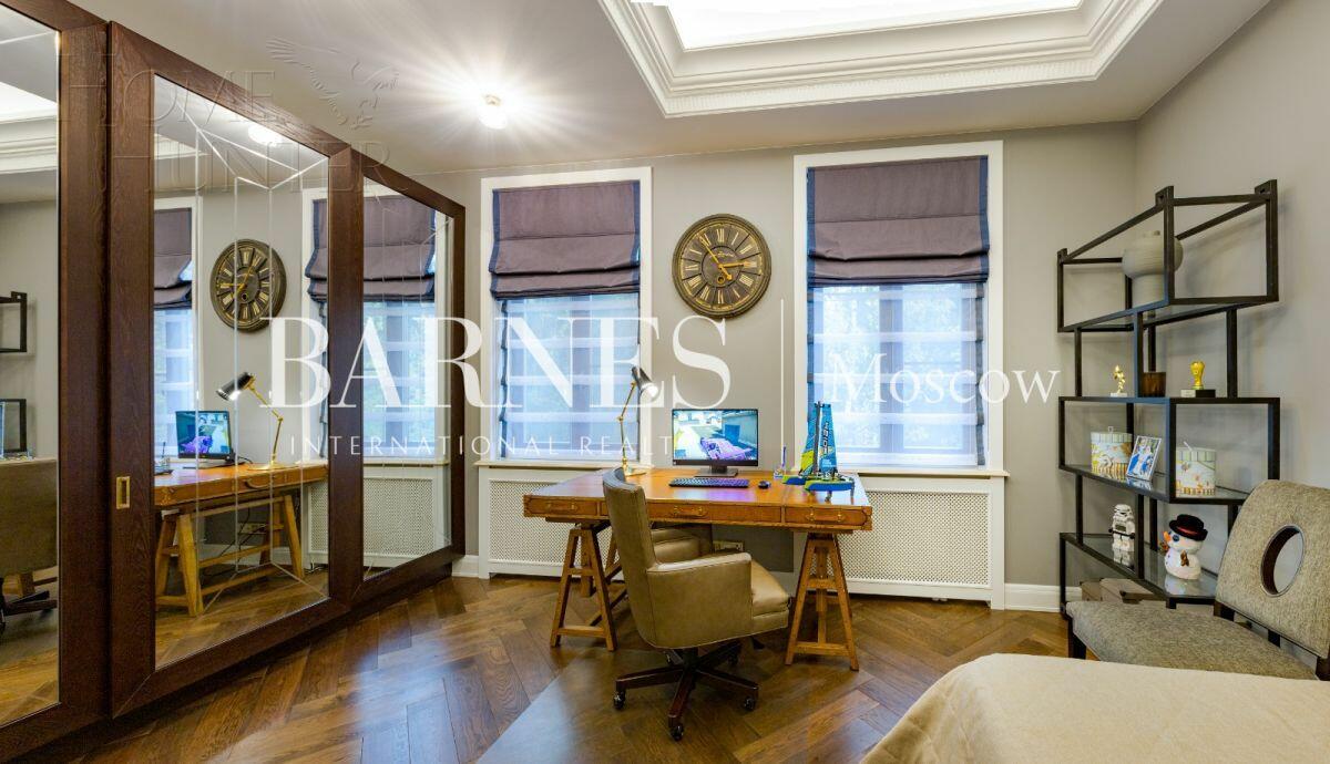 2-этажный коттедж 424 м² с отделкой