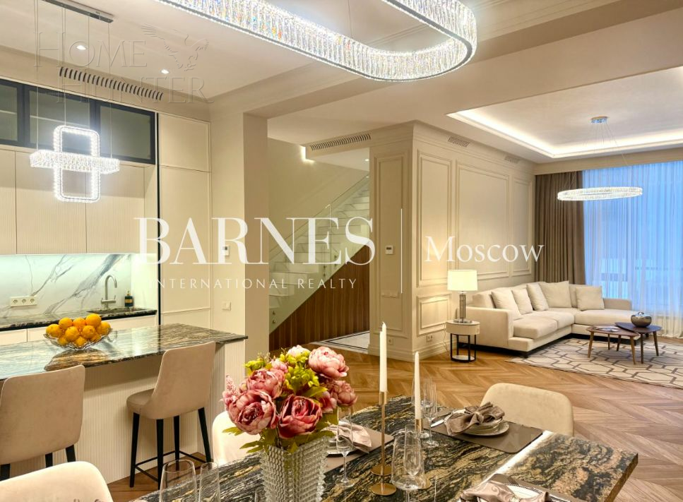 3-этажный таунхаус 287 м² с отделкой