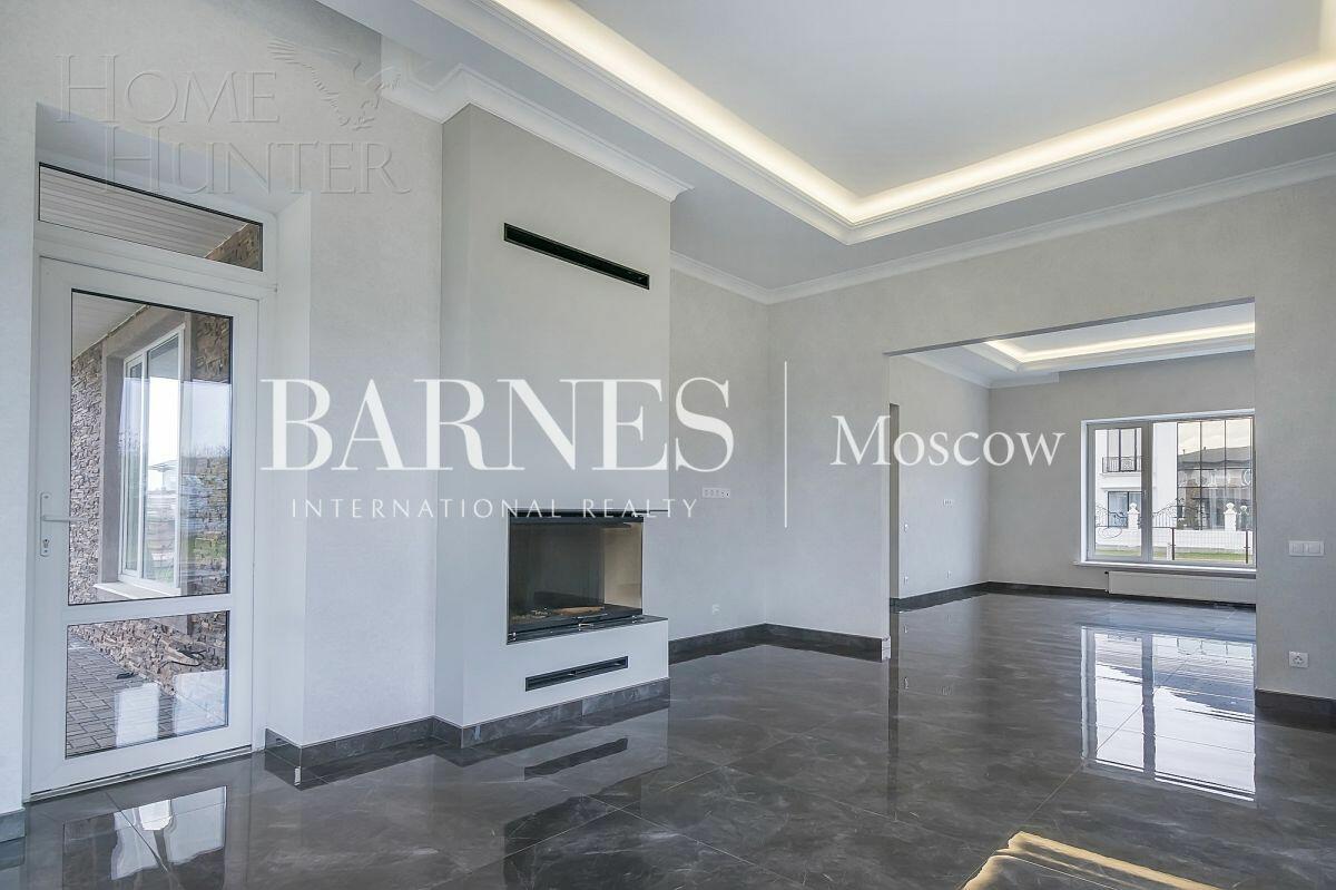 2-этажный коттедж 307 м² с отделкой