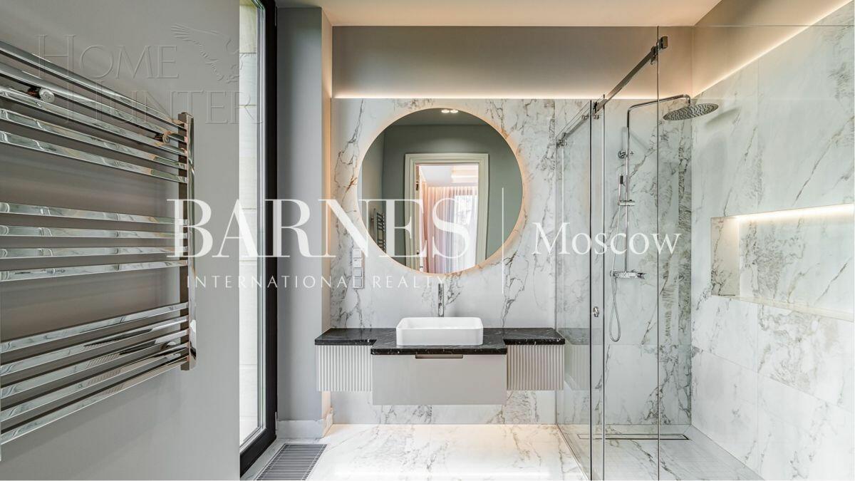 2-этажный коттедж 1 071 м² с отделкой