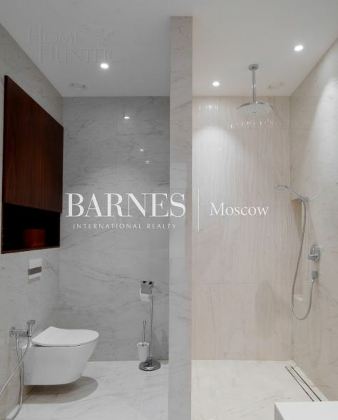 4-этажный таунхаус 278 м² с отделкой