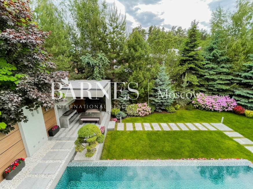 2-этажный коттедж 617 м² с отделкой