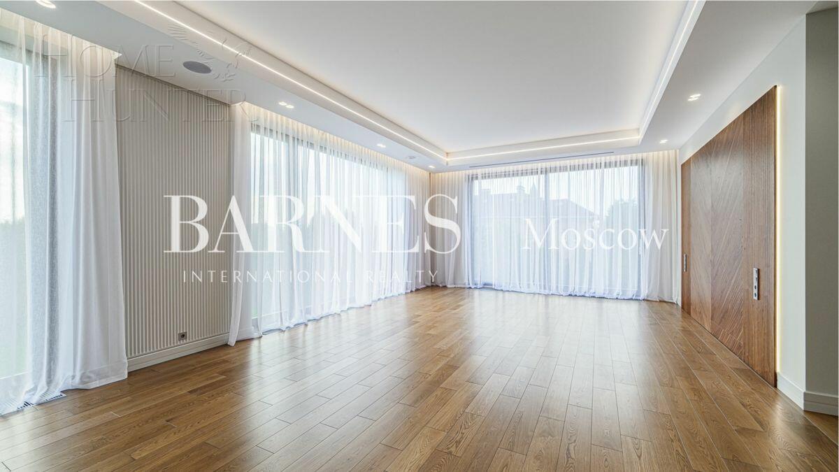 2-этажный коттедж 1 071 м² с отделкой