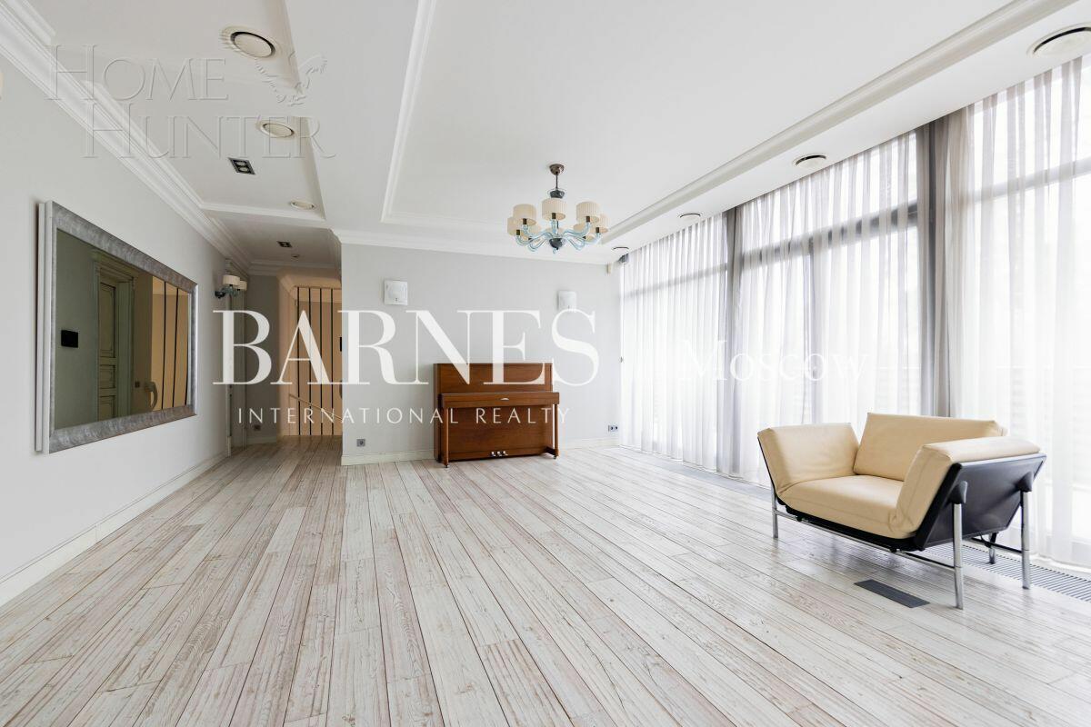 2-этажный таунхаус 430 м² с отделкой