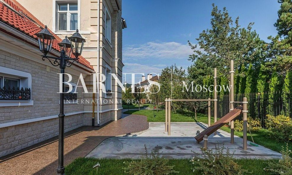 2-этажный коттедж 613 м² с отделкой