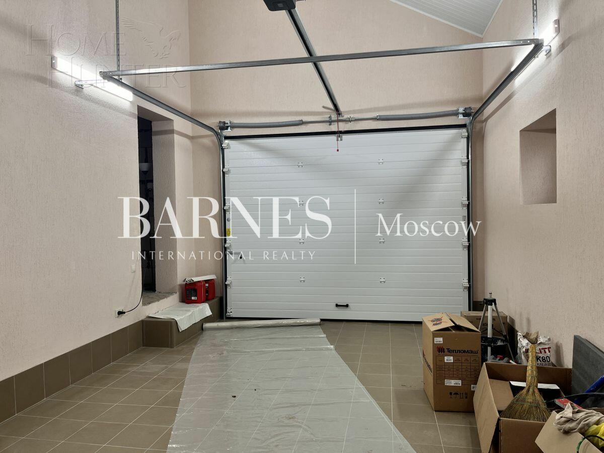 2-этажный коттедж 300 м² без отделки