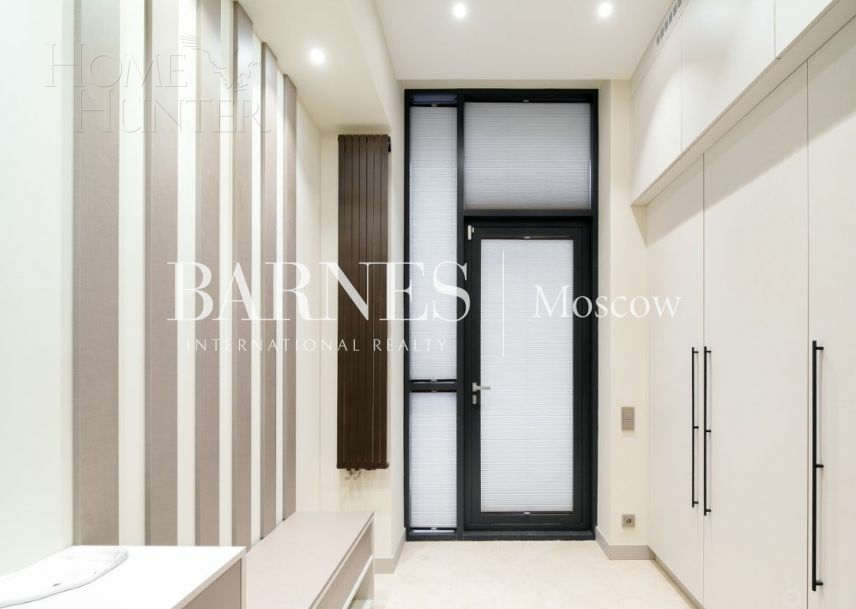 4-этажный таунхаус 278 м² с отделкой