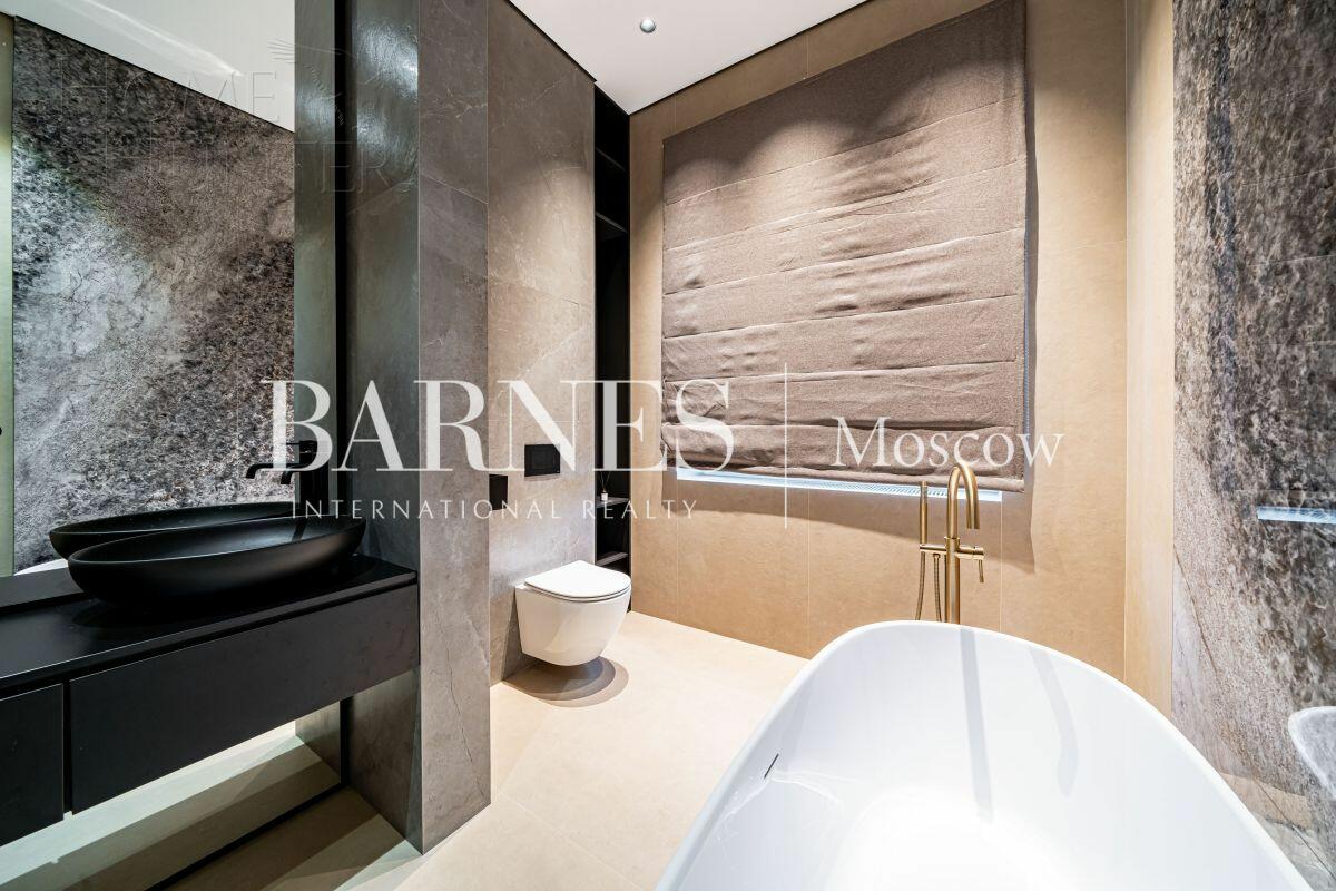 2-этажный коттедж 491 м² с отделкой