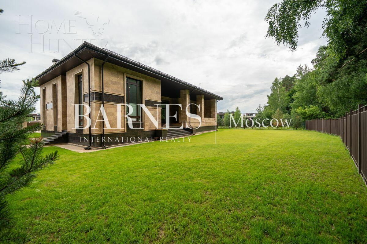 2-этажный коттедж 596 м² без отделки