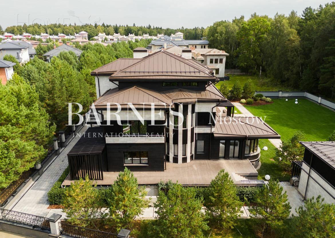 2-этажный коттедж 1 269 м² без отделки