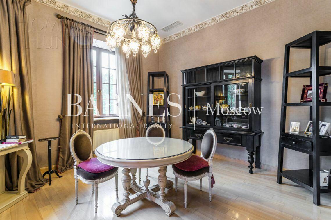 2-этажный коттедж 800 м² с отделкой