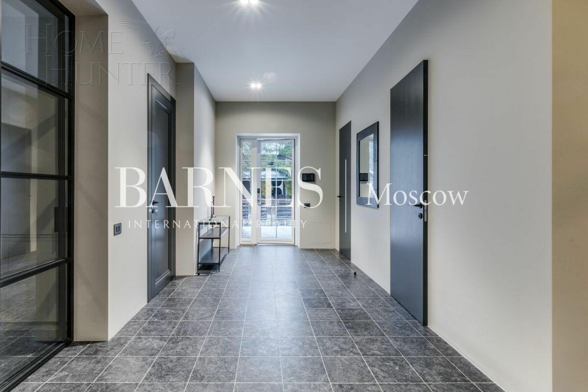 2-этажный коттедж 467 м² с отделкой