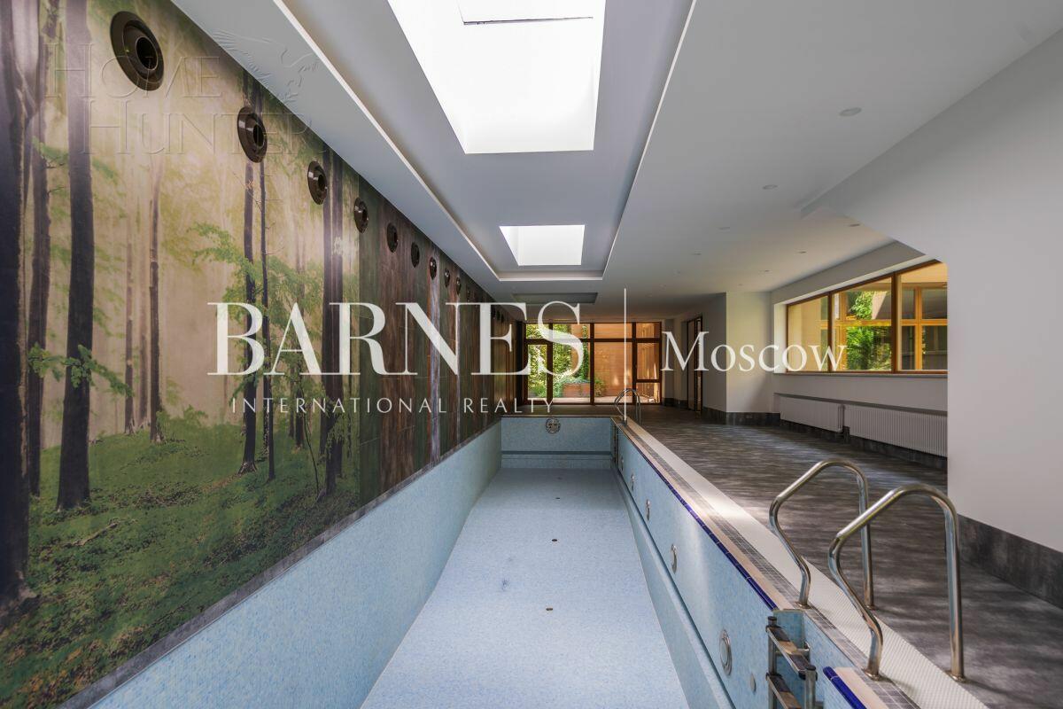 2-этажный коттедж 1 330 м² с отделкой