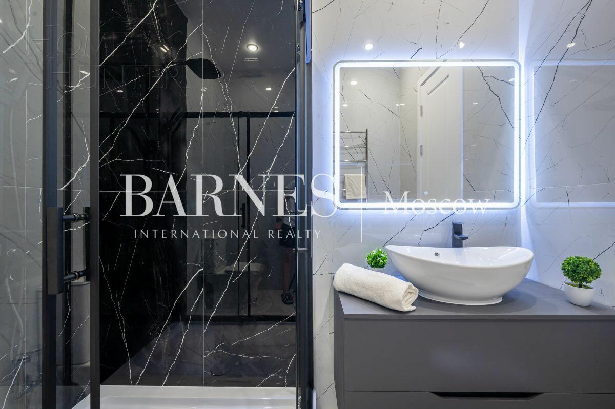 2-этажный коттедж 220 м² с отделкой