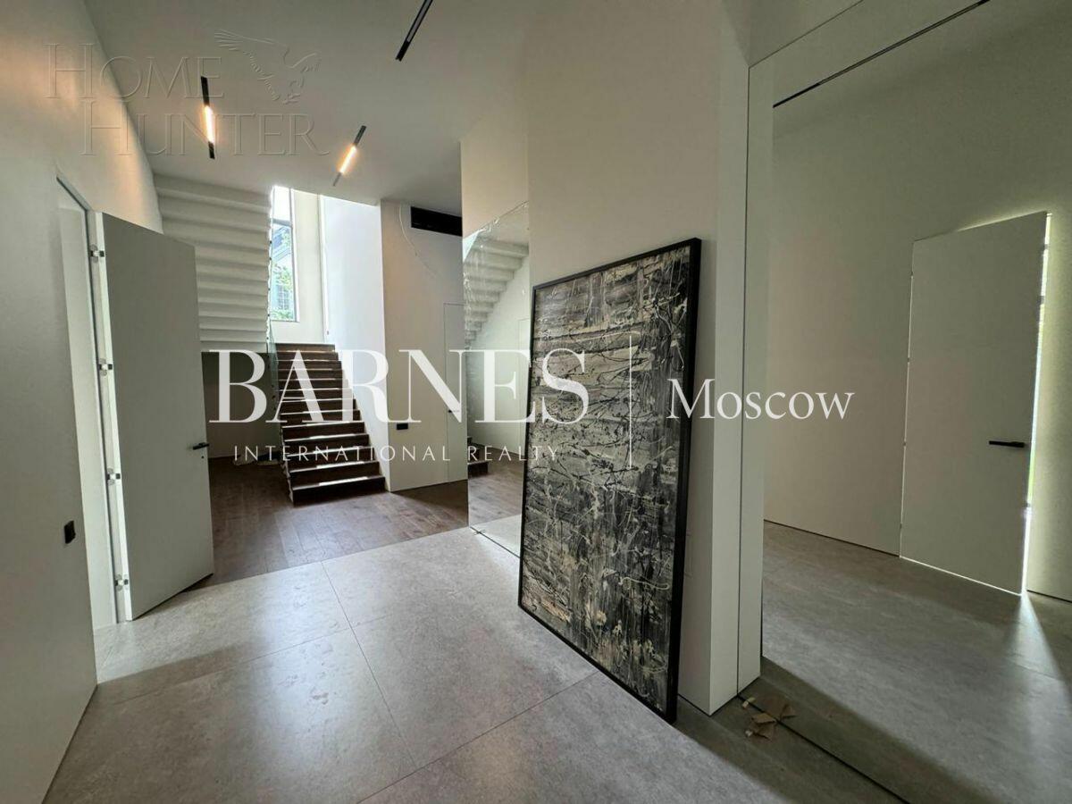 2-этажный коттедж 500 м² с отделкой