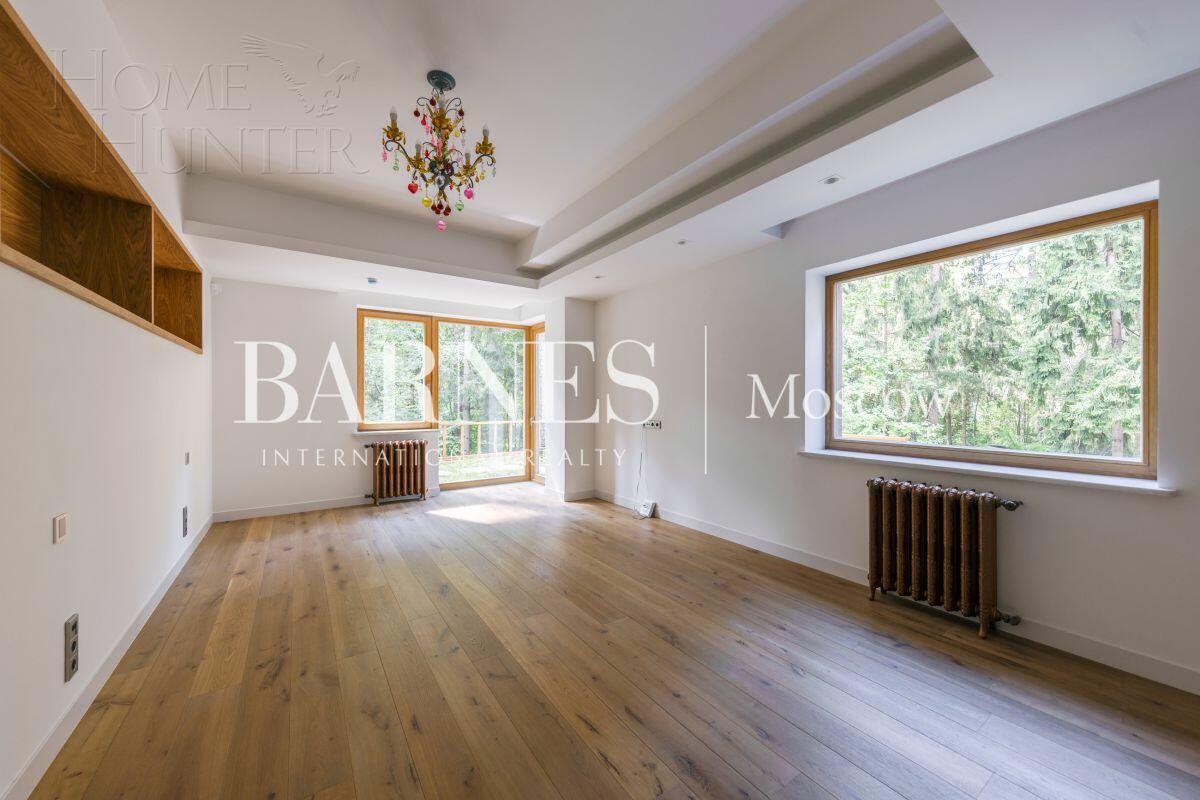 2-этажный коттедж 1 330 м² с отделкой