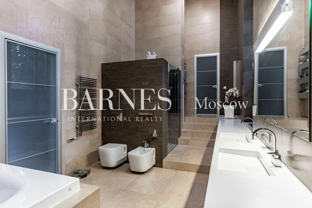 2-этажный коттедж 1 622 м² с отделкой