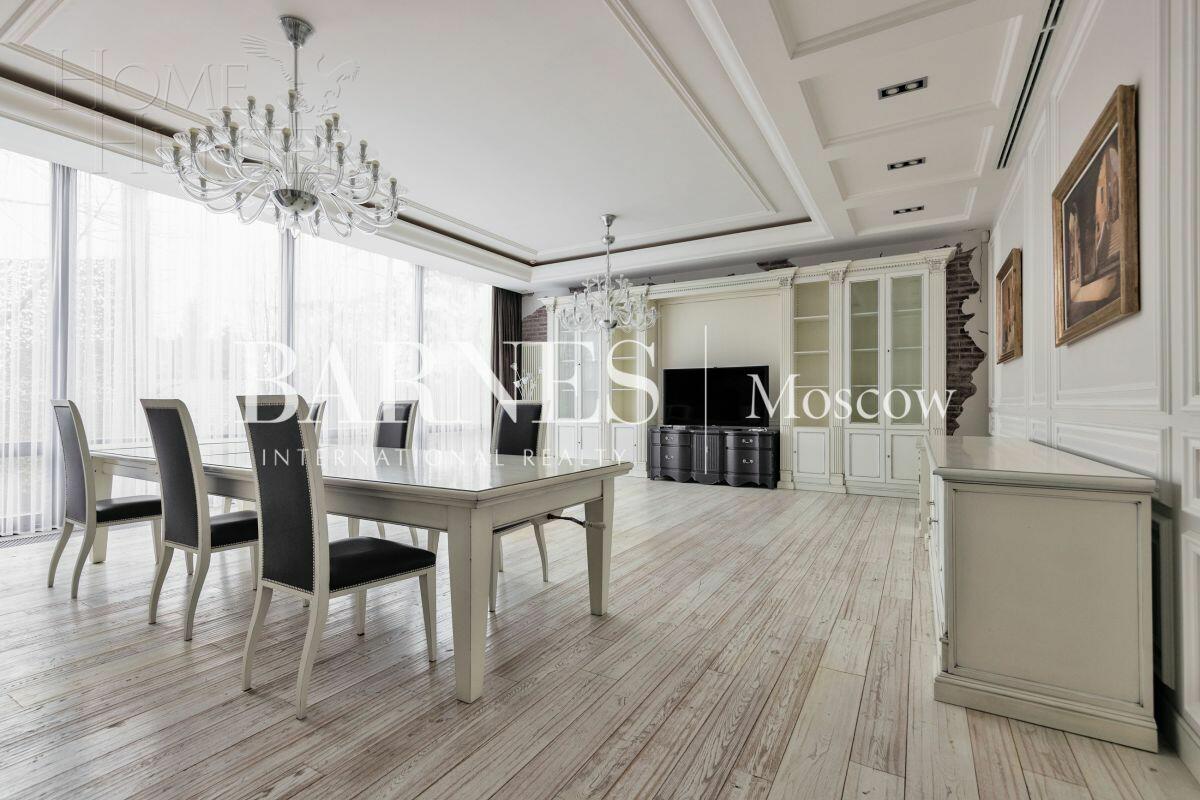 2-этажный таунхаус 430 м² с отделкой