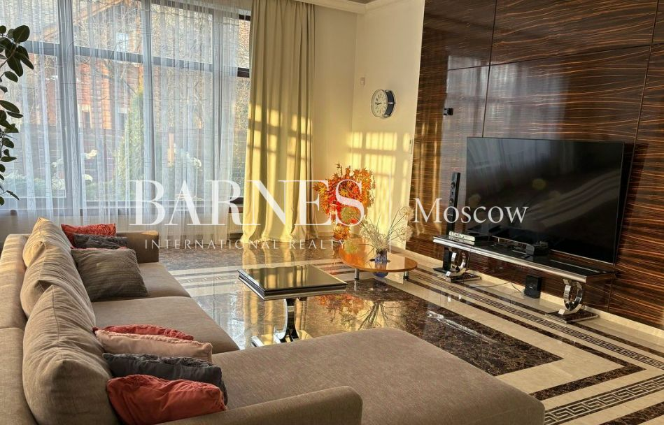 2-этажный коттедж 500 м² с отделкой