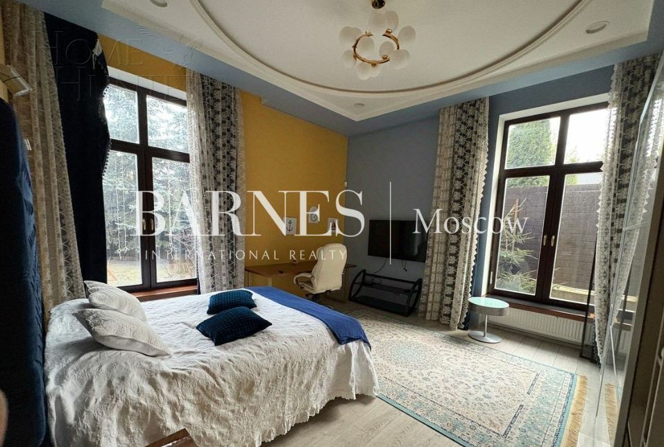 2-этажный коттедж 500 м² с отделкой