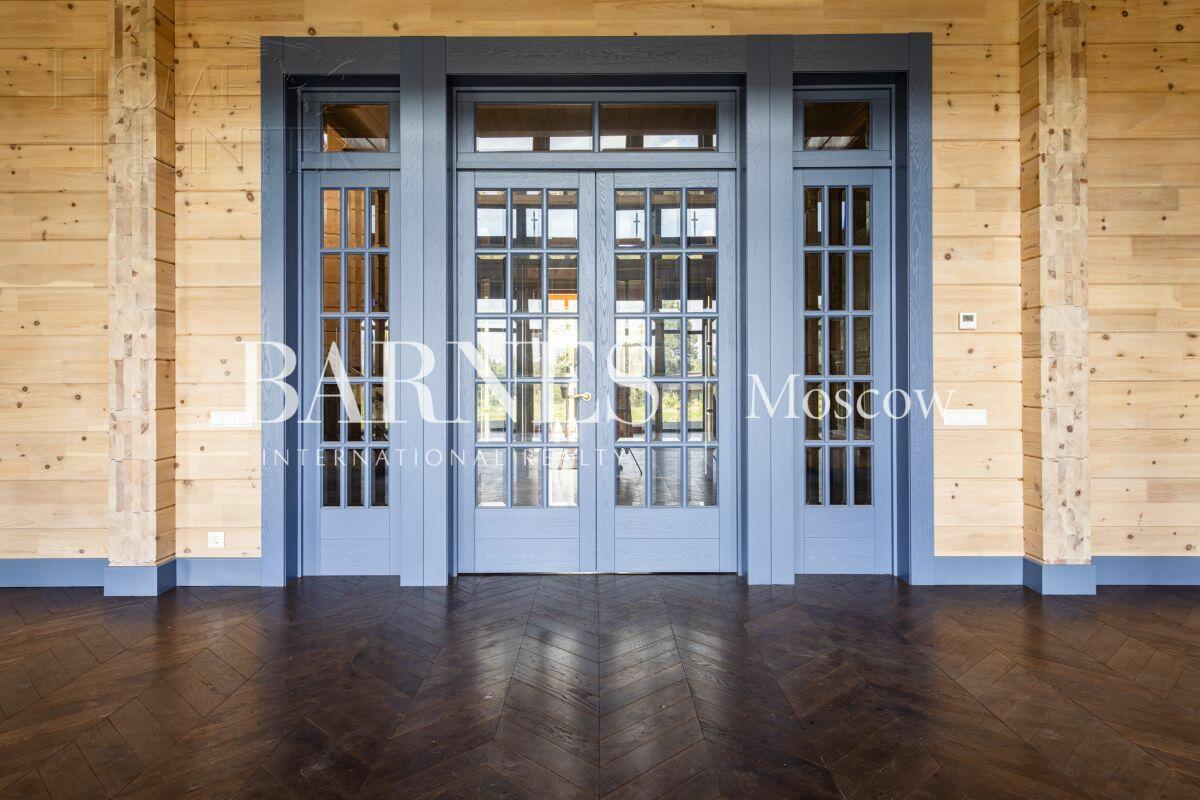 2-этажный коттедж 726 м² с отделкой