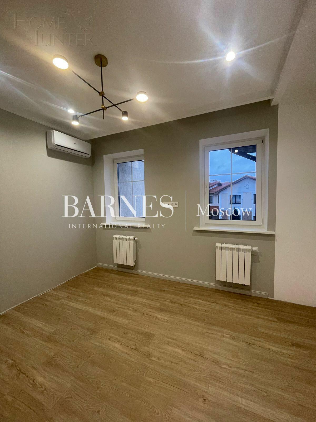 2-этажный таунхаус 220 м² с отделкой