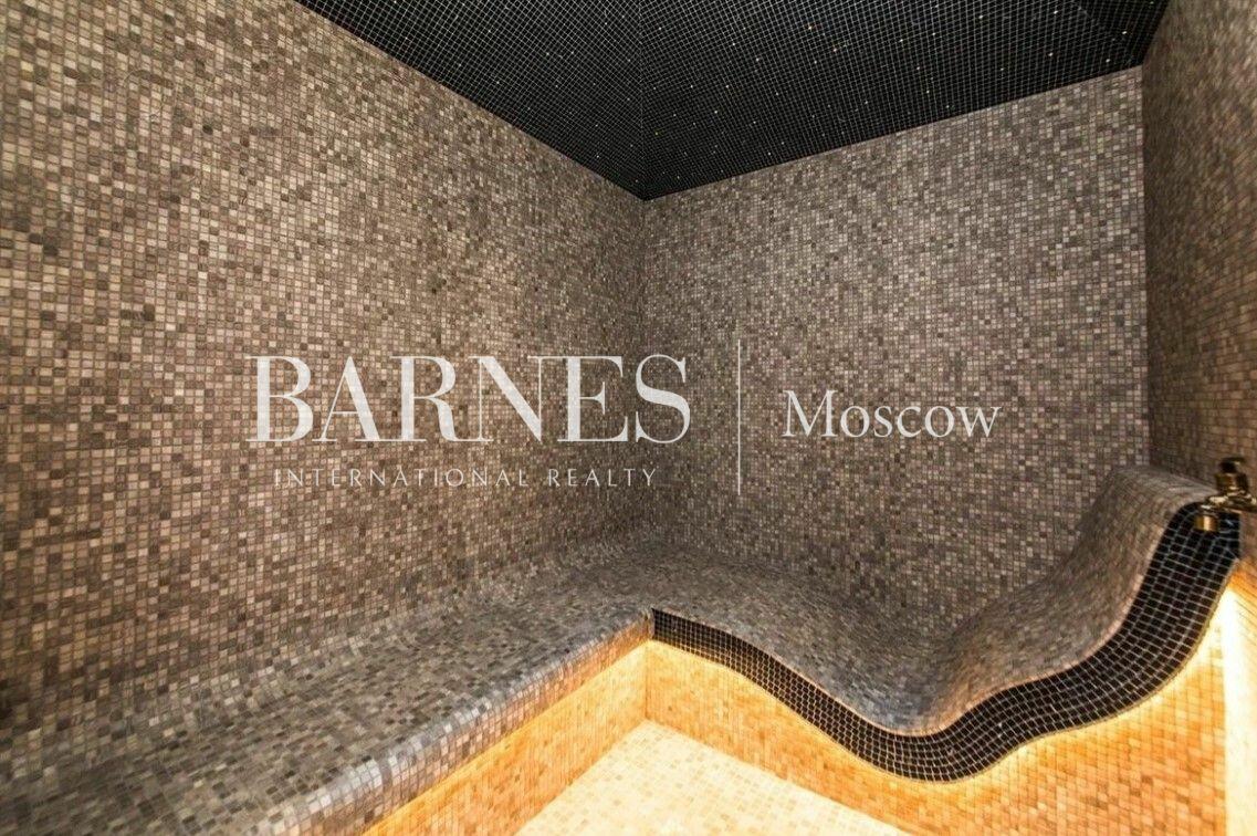 2-этажный коттедж 450 м² с отделкой