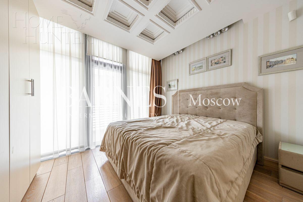 3-этажный таунхаус 430 м² с отделкой