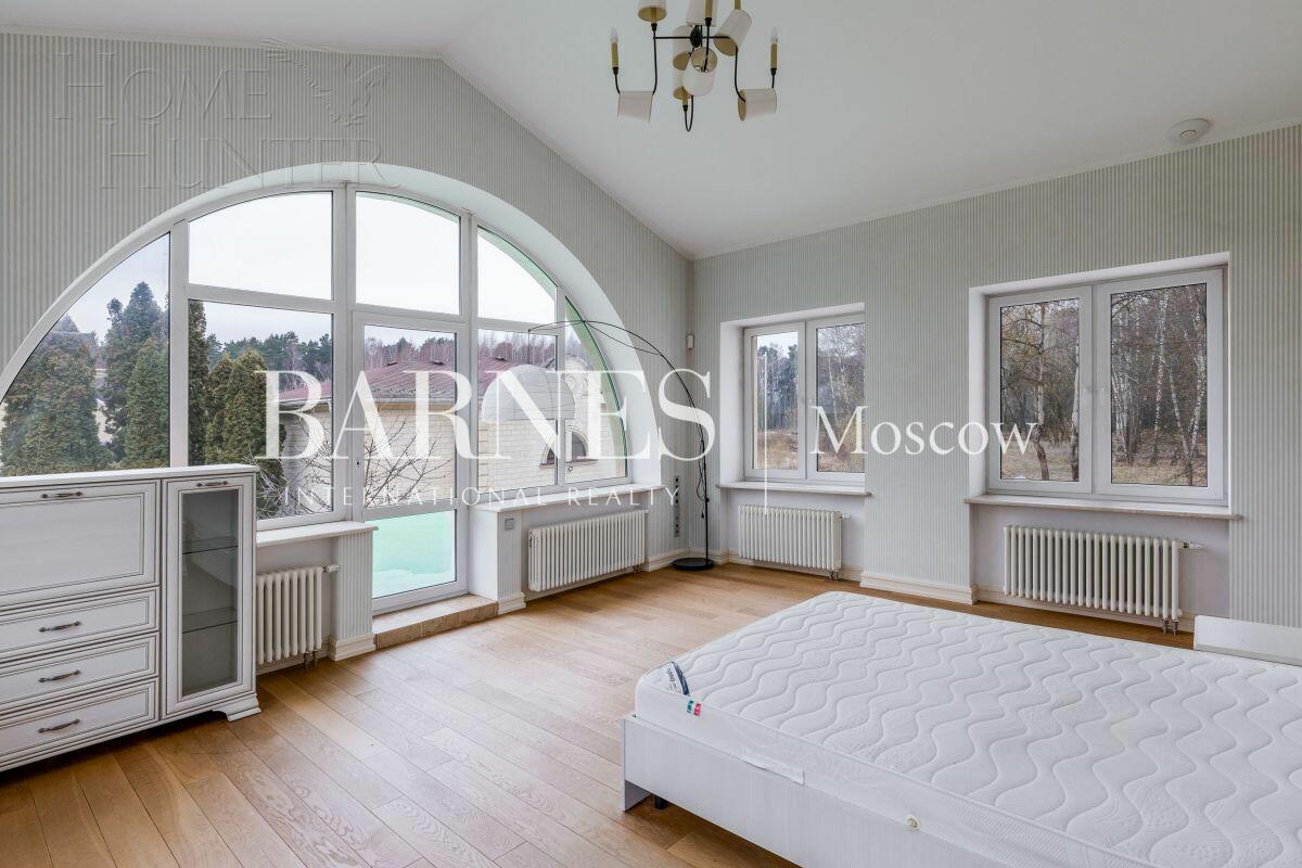 2-этажный коттедж 1 087 м² с отделкой