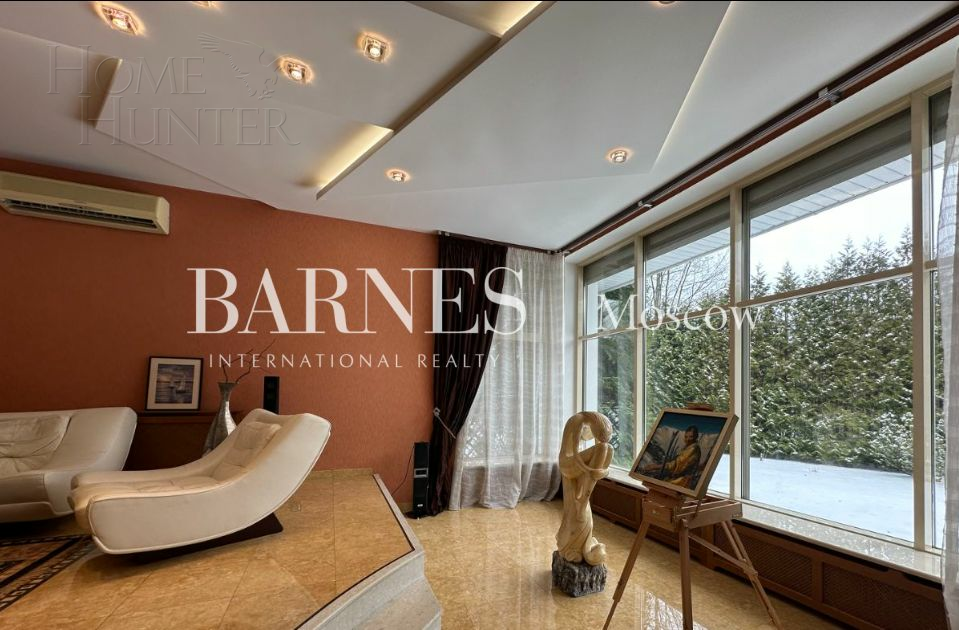 2-этажный таунхаус 460 м² с отделкой