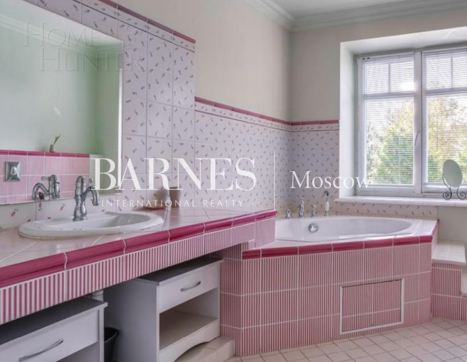 2-этажный коттедж 420 м² с отделкой