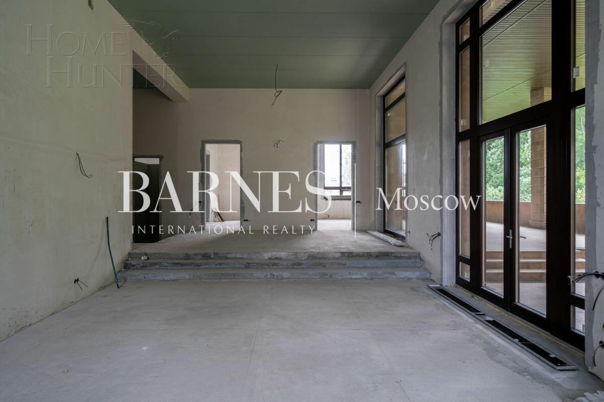 2-этажный коттедж 596 м² без отделки