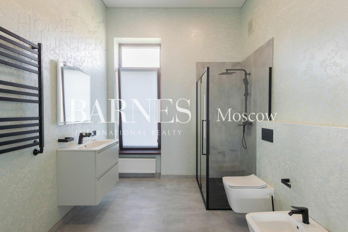 2-этажный коттедж 1 327 м² с отделкой