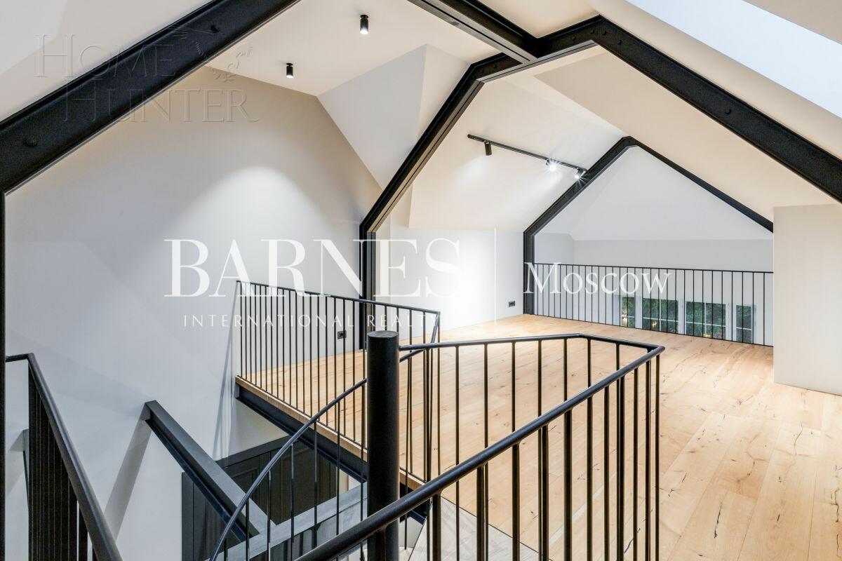 2-этажный коттедж 467 м² с отделкой