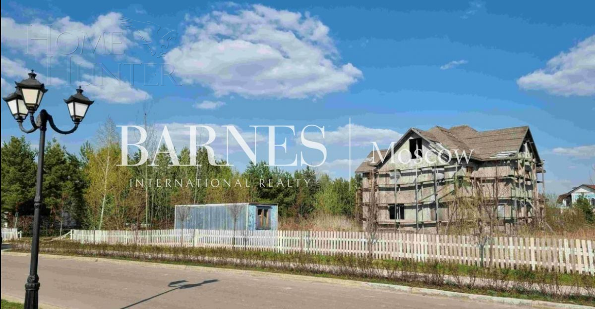 2-этажный коттедж 980 м² без отделки