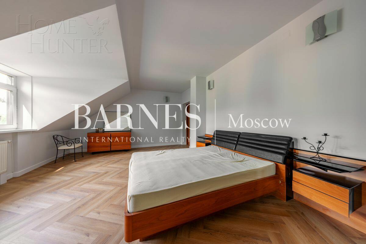 2-этажный коттедж 370 м² с отделкой