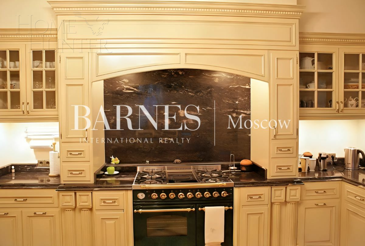 2-этажный коттедж 822 м² с отделкой