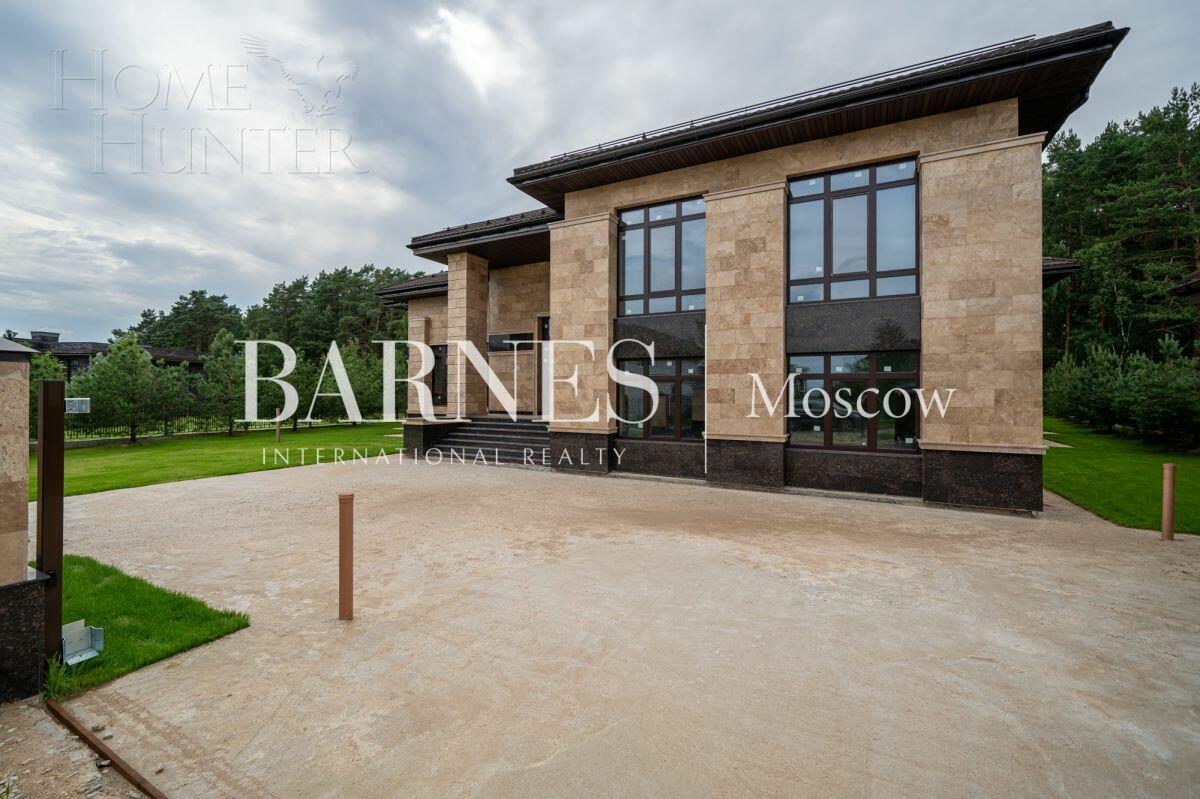 2-этажный коттедж 596 м² без отделки