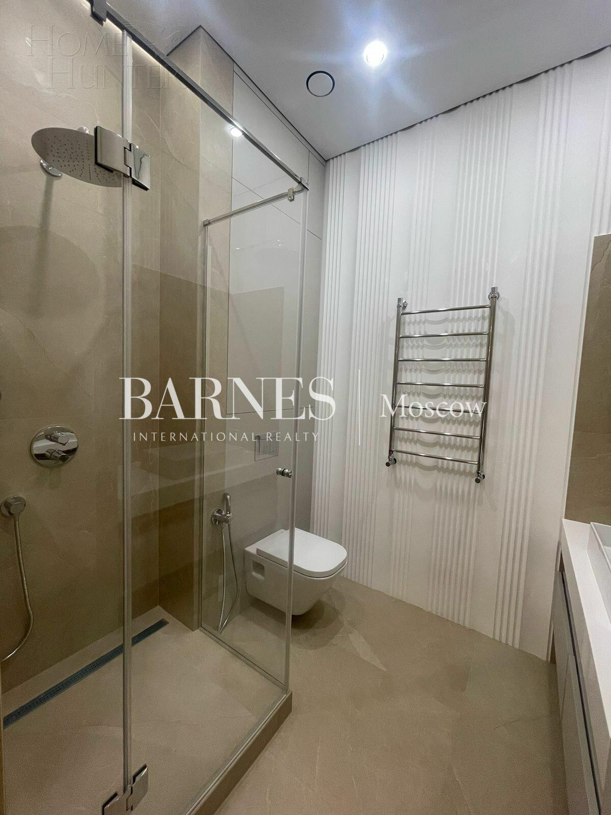 2-этажный таунхаус 220 м² с отделкой