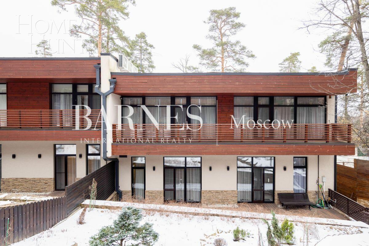 2-этажный таунхаус 430 м² с отделкой